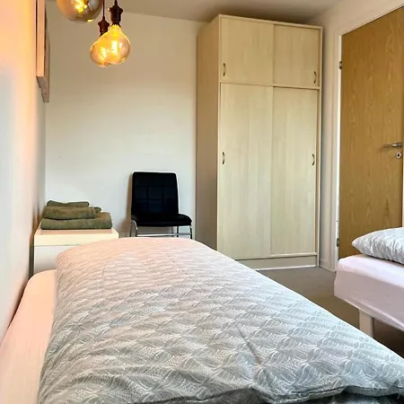 140 Modern M2 In Quiet Neighborhood With Lovely Courtyard شقة