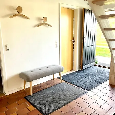140 Modern M2 In Quiet Neighborhood With Lovely Courtyard شقة *