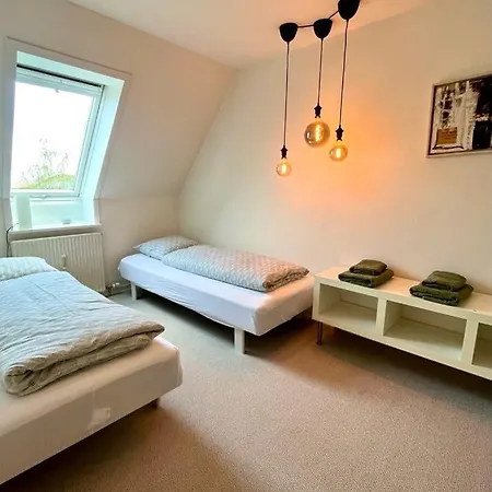 140 Modern M2 In Quiet Neighborhood With Lovely Courtyard شقة *