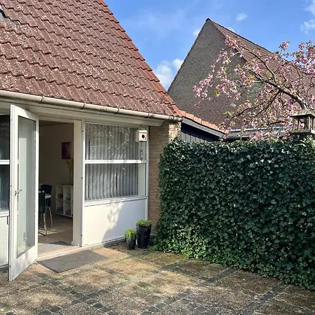 140 Modern M2 In Quiet Neighborhood With Lovely Courtyard شقة Kjellerup