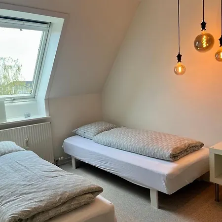 140 Modern M2 In Quiet Neighborhood With Lovely Courtyard شقة Kjellerup